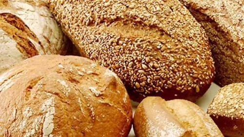 Assorted_bread By The original uploader was Klaus Höpfner at German Wikipedia.(Original text: Helge Höpfner) – Fotoarchiv Höpfner, CC BY-SA 3.0, https://commons.wikimedia.org/w/index.php?curid=3249932